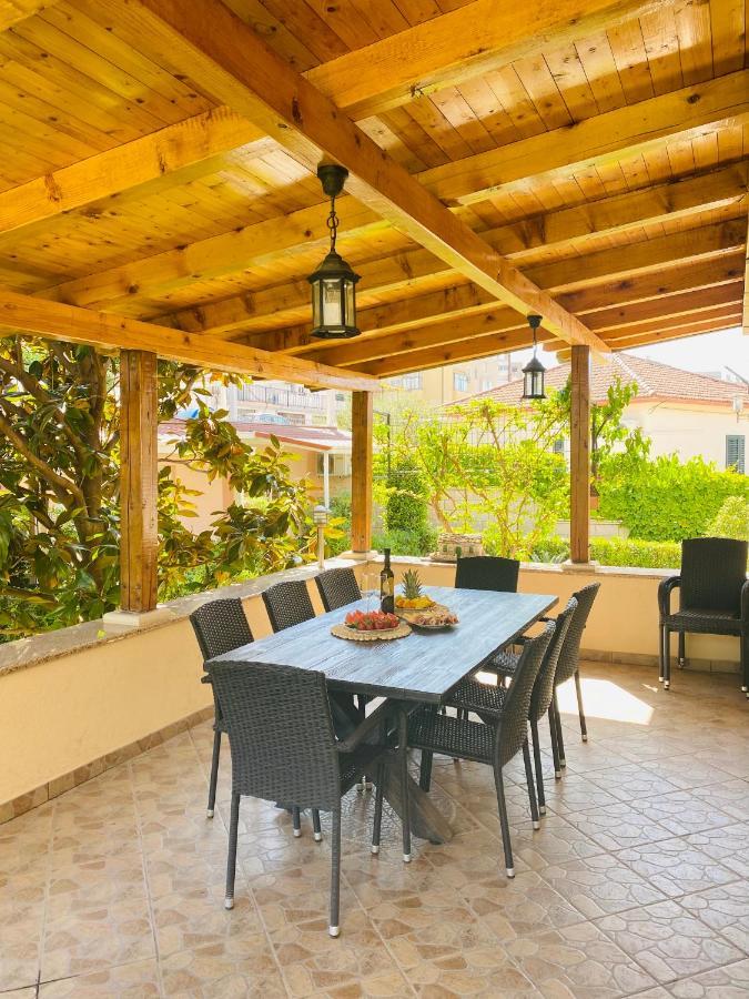 Santa Lucia Apartment Сплит Екстериор снимка