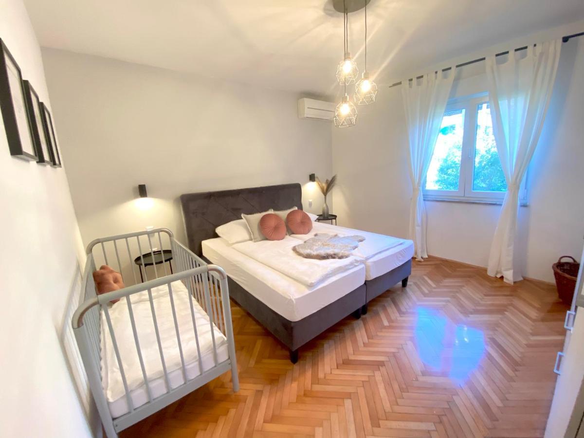 Santa Lucia Apartment Сплит Екстериор снимка